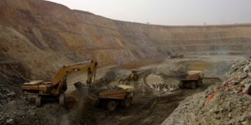 Burkina Faso expands state control of gold mines