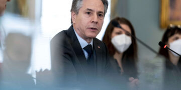 US approves $1bn arms sale to Nigeria despite rights concerns