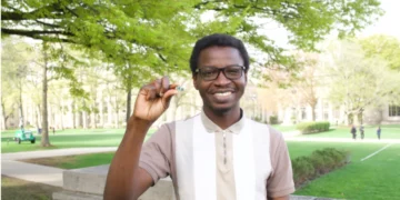 World’s tiniest GPS made by Nigerian genius