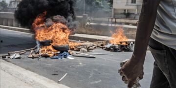 Senegal closes consulates abroad following attacks amidst political tensions