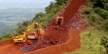 Guinea gives Simandou iron ore mine developers 14-day deadline