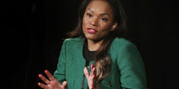 Angola purging family of former president from parliament