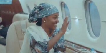 Buhari’s daughter’s private use of presidential jet gets Nigerians sparring