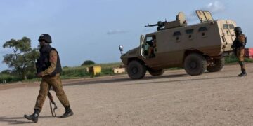 Burkina Faso approves troop deployment to Niger amidst threats to restore civilian rule