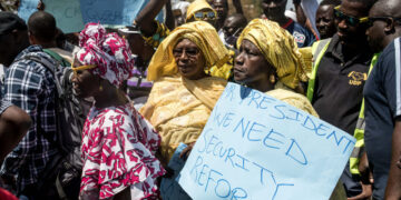 Hundreds of Gambians march in anti-corruption protest