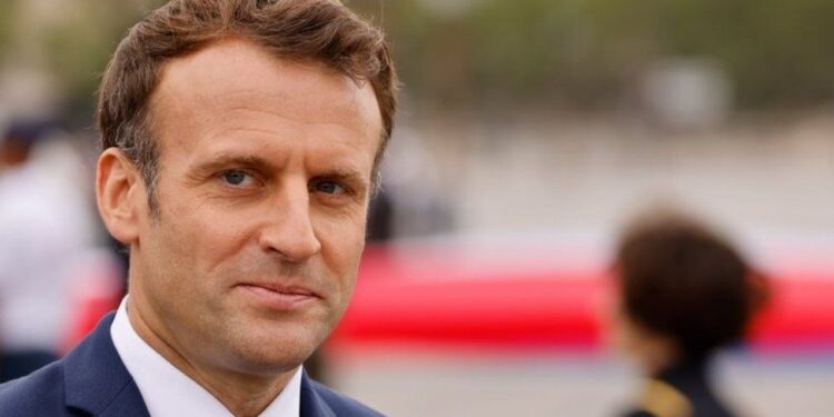 Cameroonian press divided on Macron visit