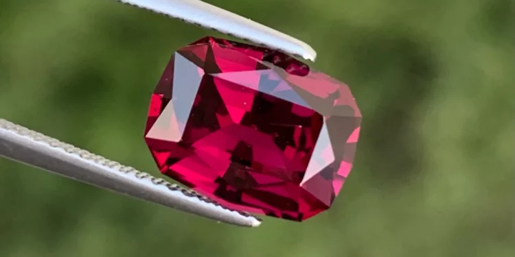 Malawi demands $309bn from US gem firm over unpaid royalties