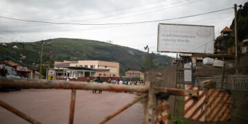 Rwanda to reopen its Uganda border, ending a tense standoff