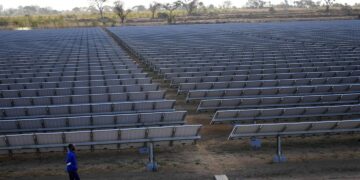 Ethiopia to build 500 MW solar plant in industrialisation drive