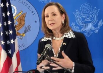 US Ambassador Pamela Tremont announcing US decision to wind down Zimbabwe health aid during a press briefing in Harare