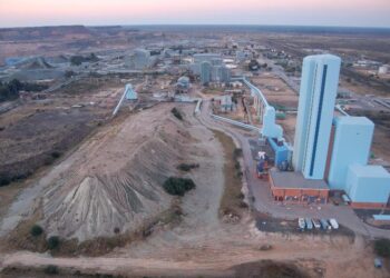 Aerial view of Botswana’s Jwaneng diamond mine, one of the world’s richest diamond mining operations, showing industrial infrastructure and open-pit excavation sites