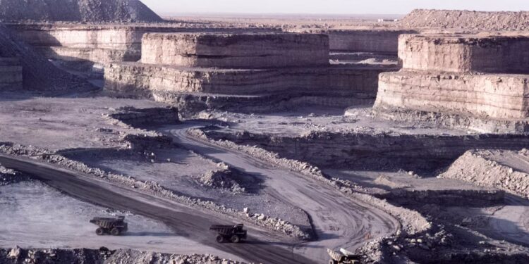Open-pit uranium mine in Arlit, Niger, formerly operated by French-linked mining interests