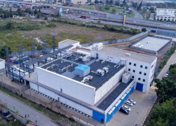 Aerial view of iXAfrica’s NBOX1 data centre campus in Nairobi, with rooftop cooling equipment and surrounding roads